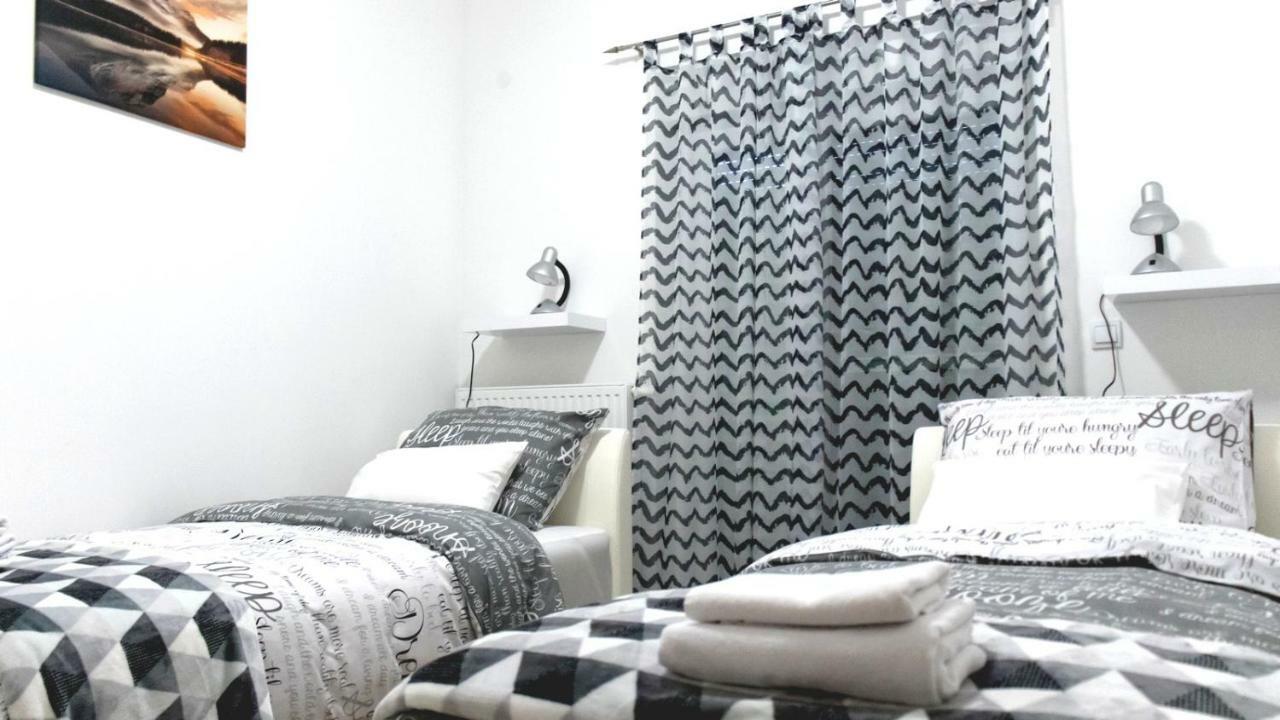Apartman Pampas โอซีเยก ภายนอก รูปภาพ